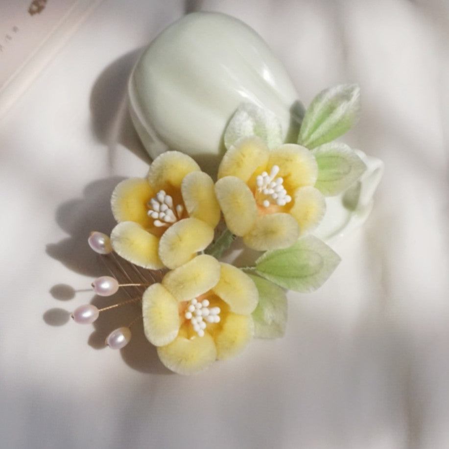 Yello Fluffy Flower, Handmade Silk Velvet Flower,Brooch/Hair Pin/Clip